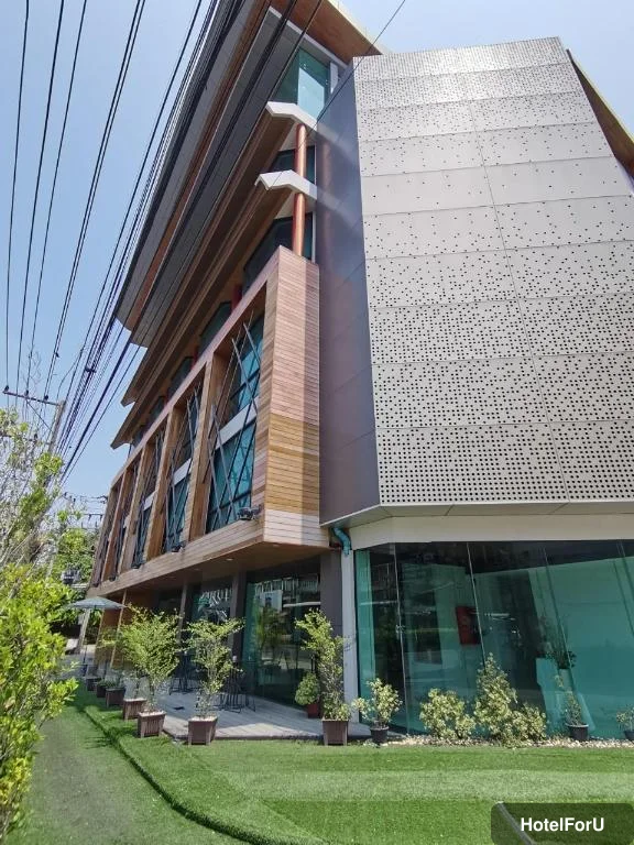 Holatel Phitsanulok - Exterior view