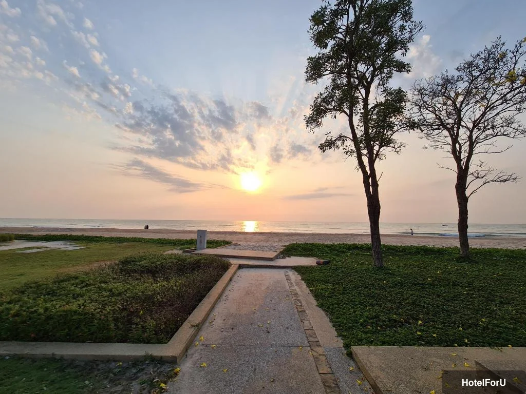 AMARA Pool Villa at Boulevard Tuscany ChaAm HuaHin - Private beach