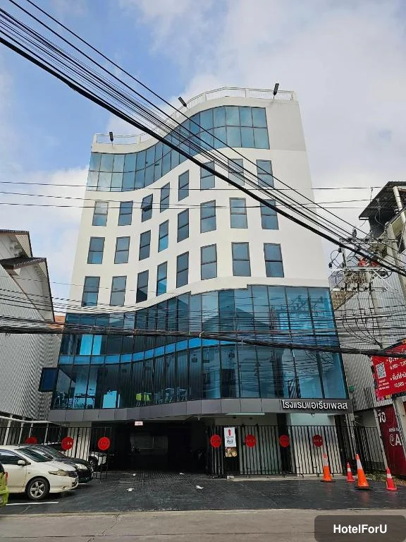 AREA Place - Exterior view