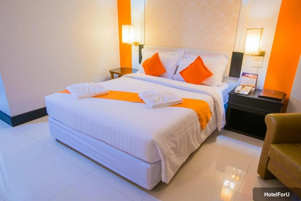 Asawann Hotel - Deluxe Double Bed Room