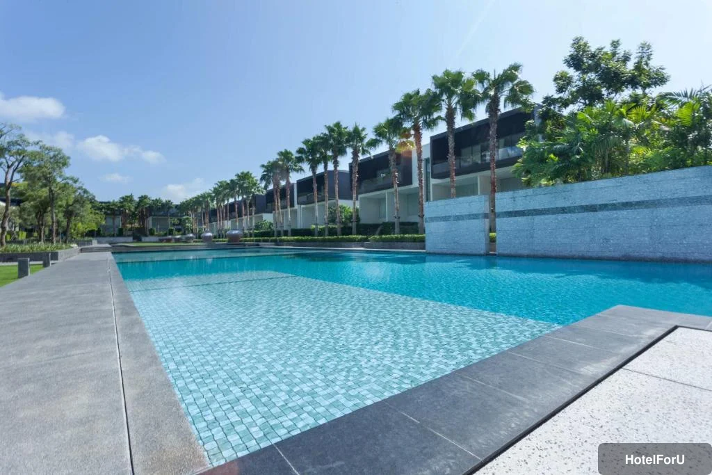 Baan Yamu Residences by RESAVA - Swimming pool