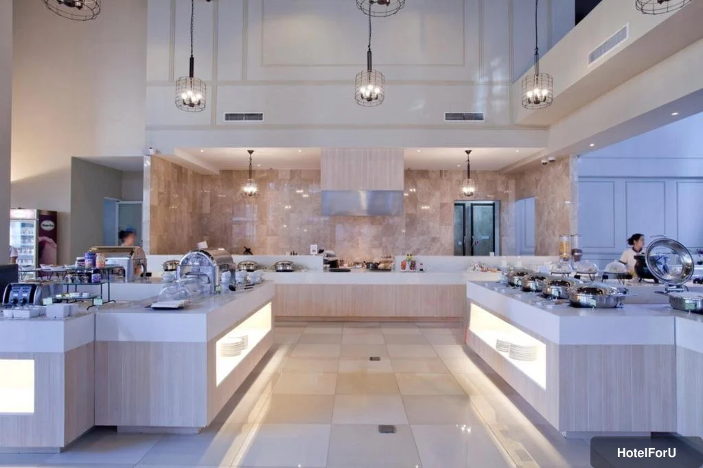 Balcony Courtyard Sriracha Hotel & Serviced Apartments - Restaurant