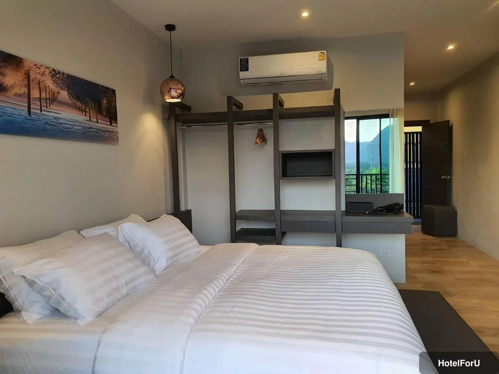 Belong Jin The Dam Hotel and Resort - Grand Deluxe Pool Access