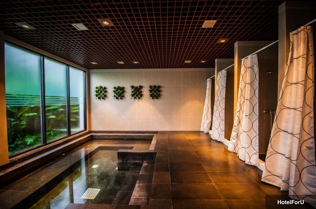Burgundy Residence 304 - Hot tub