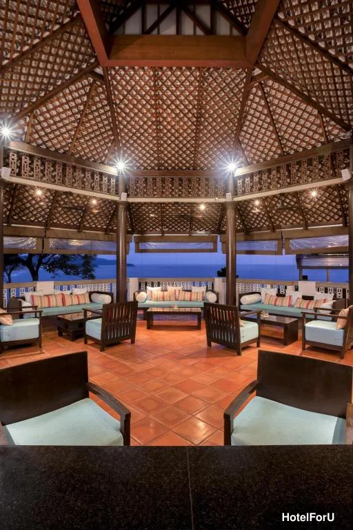 Centara Villas Phuket Hotel - Lobby