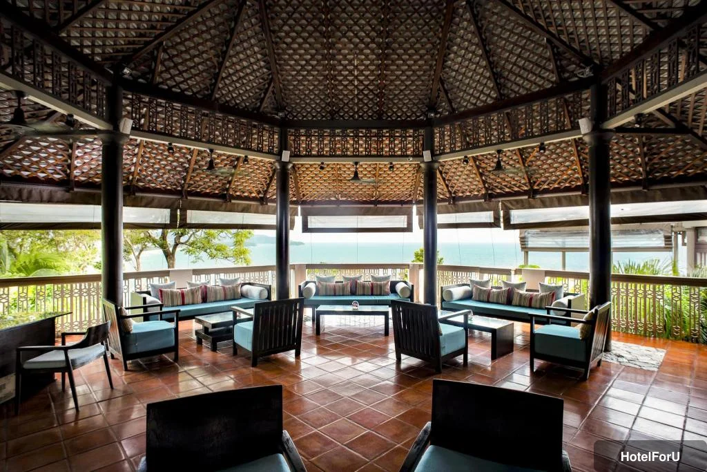 Centara Villas Phuket Hotel - Lobby