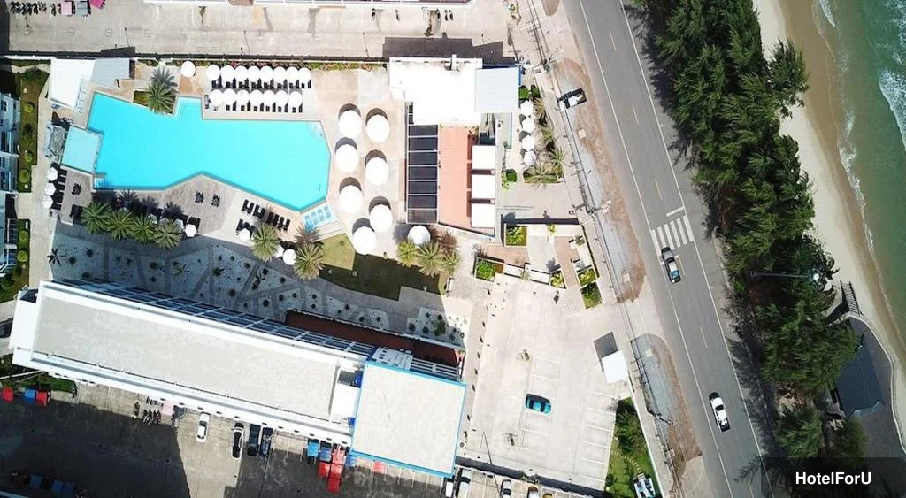 GrandBlue Resort hotel photo 2