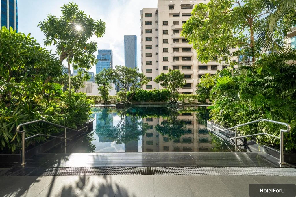 Grande Centre Point Hotel Ratchadamri - Swimming pool