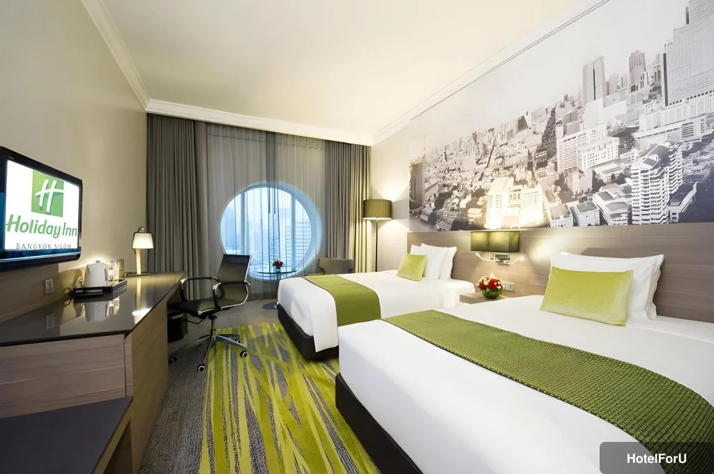 Holiday Inn Bangkok Silom hotel photo 2