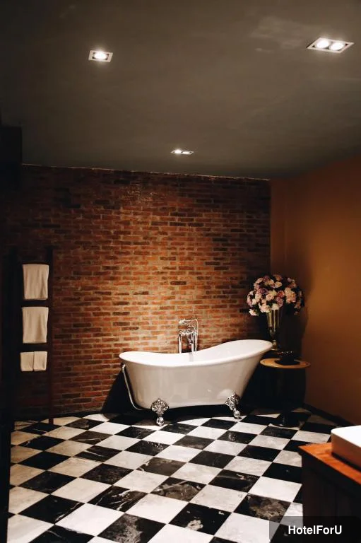 Hotel de l'amour - Facilities