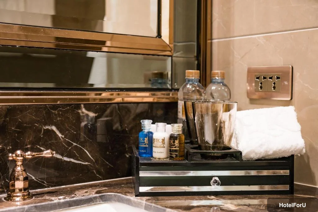 LK Emerald Beach - Bathroom