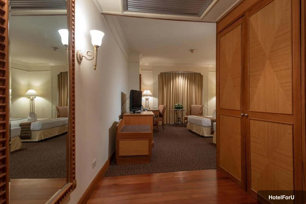 Montien Riverside Hotel Bangkok - Facilities