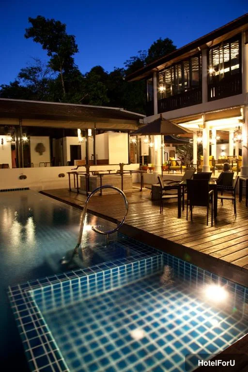 Numsai Khaosuay Resort - Swimming pool