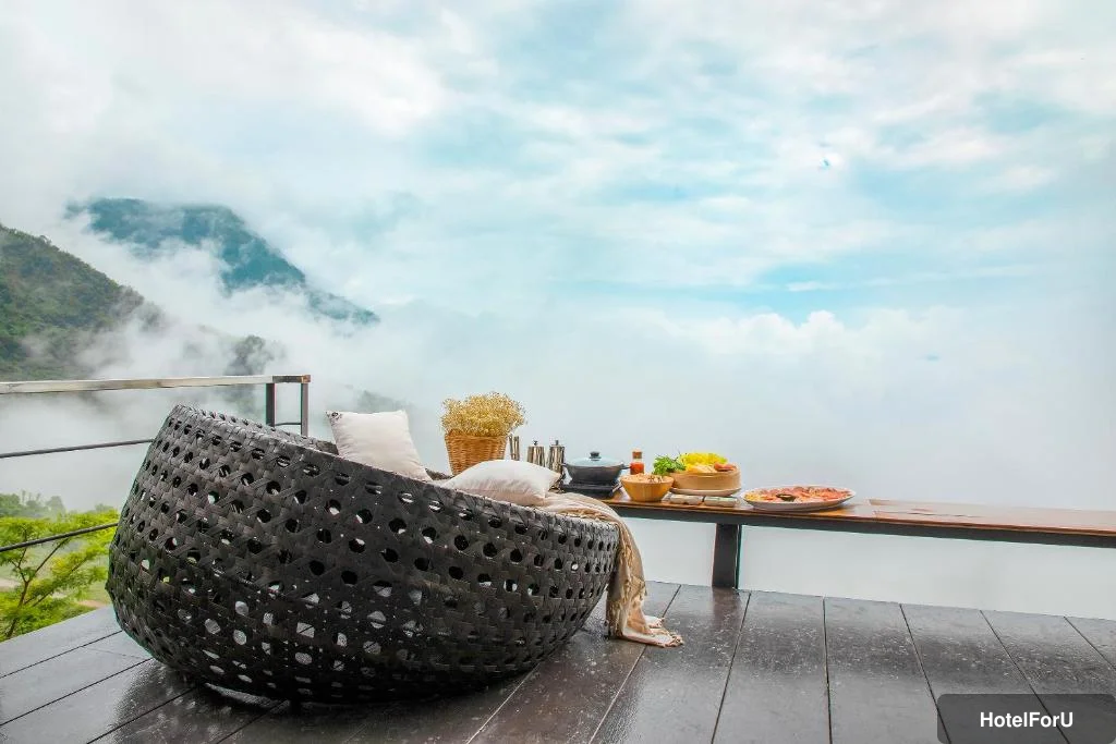 Pino Latte Resort and Hotel - Balcony/terrace
