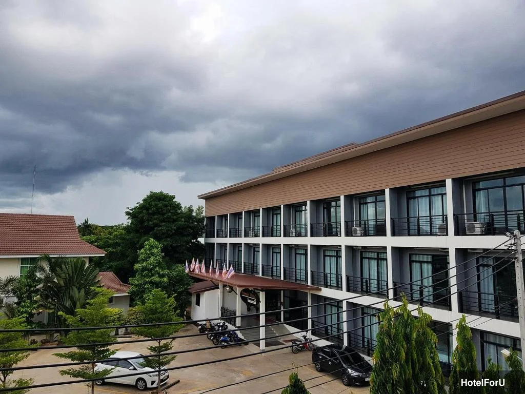Pornsiri Hotel Sisaket hotel photo 1