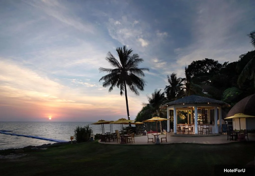 Rawi Warin Resort & Spa - Food and beverages
