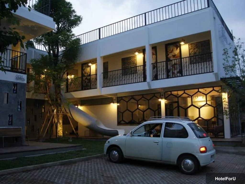 The Artel Nimman Hotel - Surrounding environment