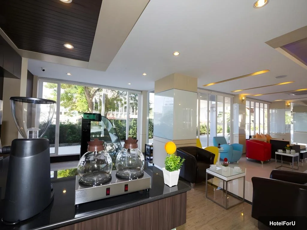 The Ozone Boutique Hotel - Surrounding environment