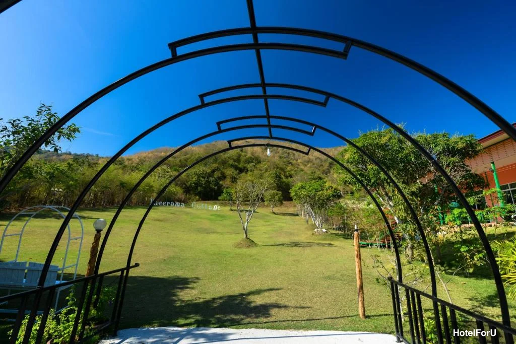 Theerama Cottage Natural Resort - Garden