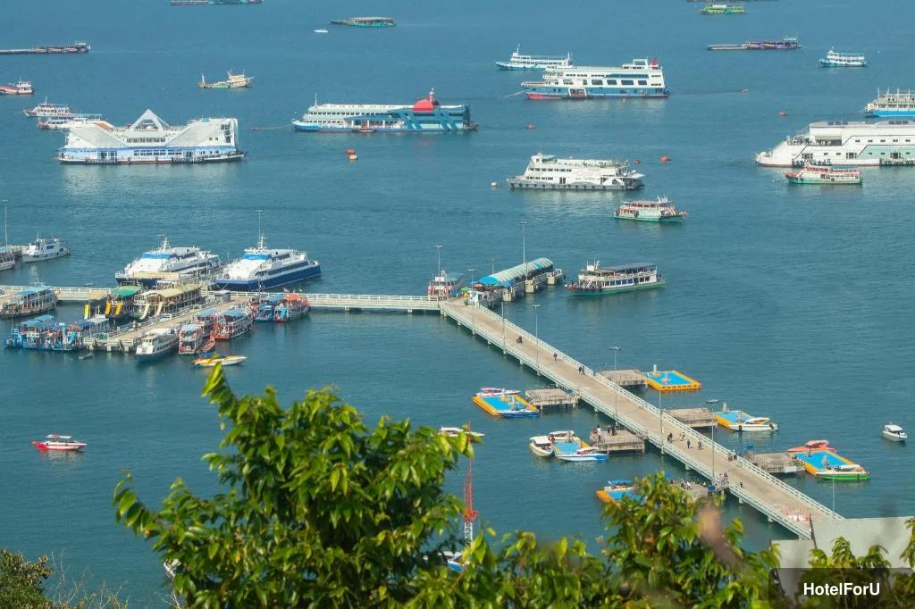 Vogue Pattaya - Bali Hai Pier - 1.98 km from property
