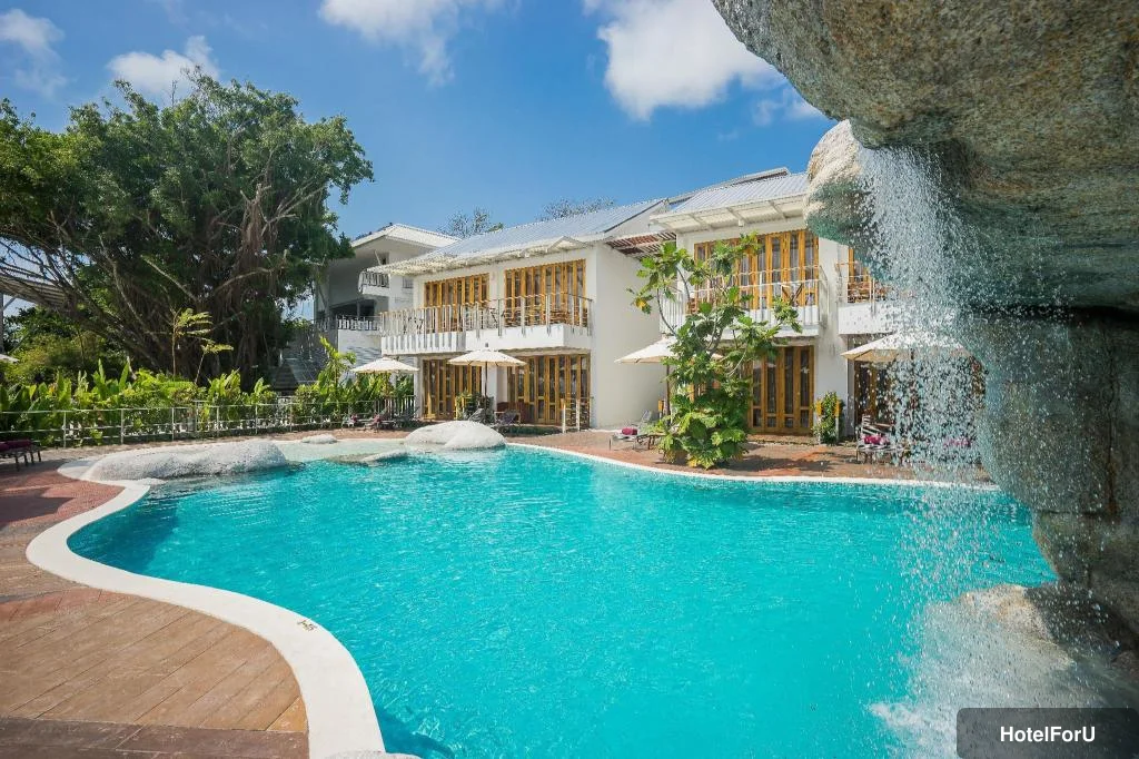 White Sand Samui Resort - Swimming pool [outdoor]