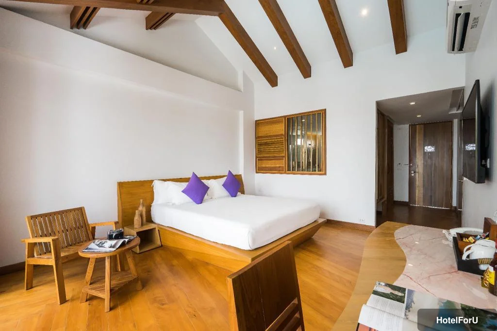 White Sand Samui Resort - Pool View Room - Guestroom