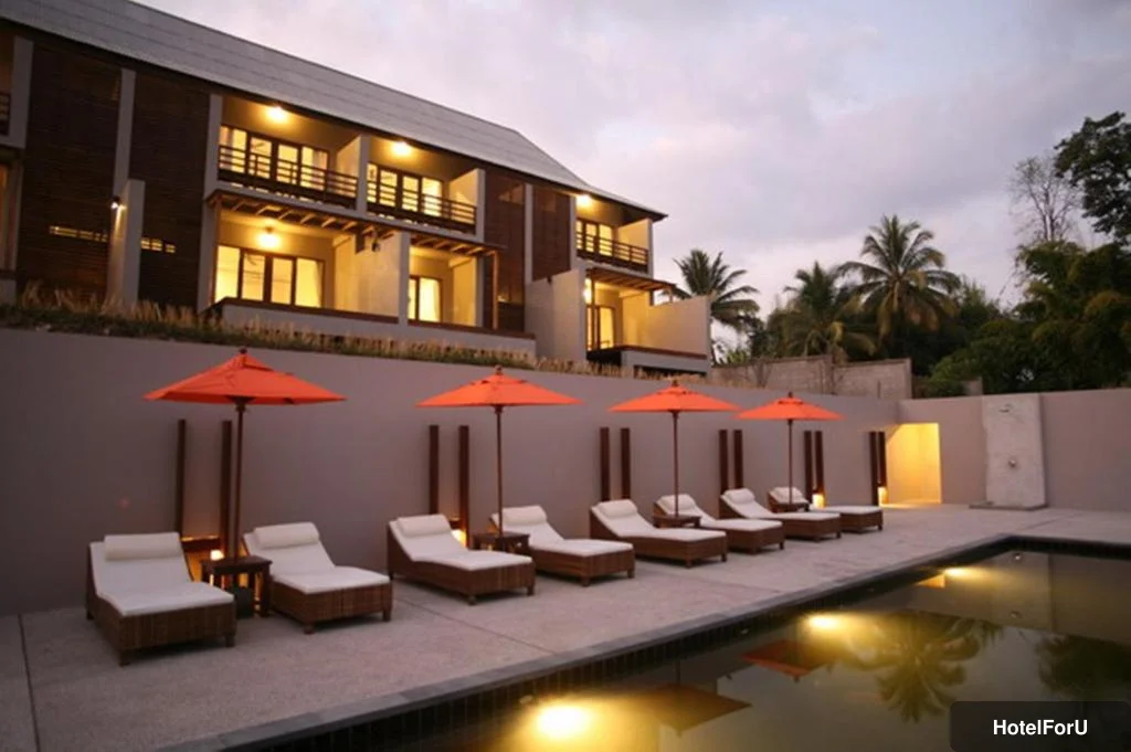 Yoma Hotel - Entrance