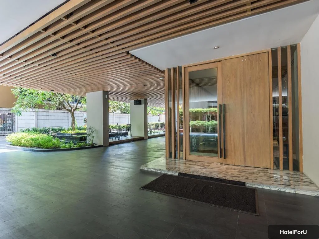 Arcadia Suites Ploenchit Bangkok - Lobby