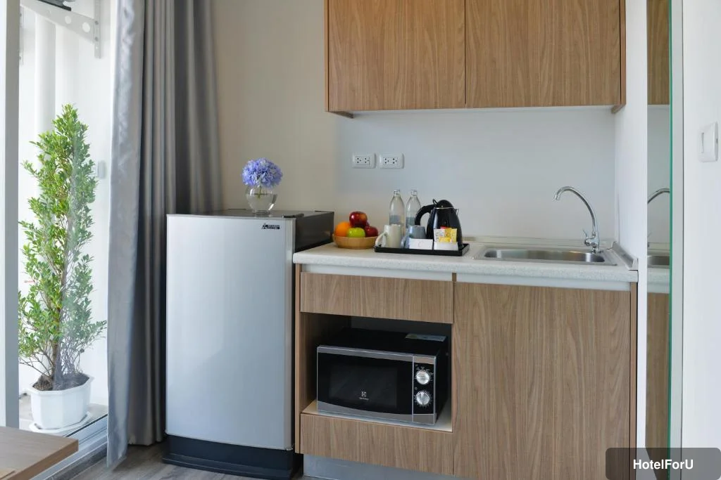Centre Point Prime Hotel Pattaya - Kitchen