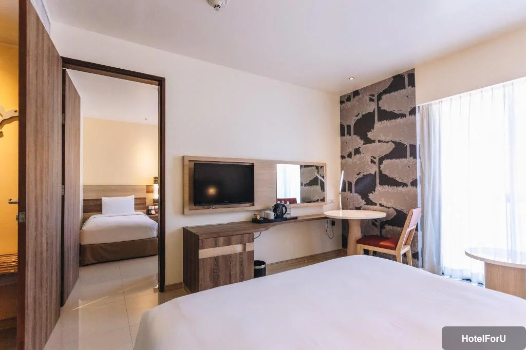 Holiday Inn Express Phuket Patong Beach Central hotel photo 2