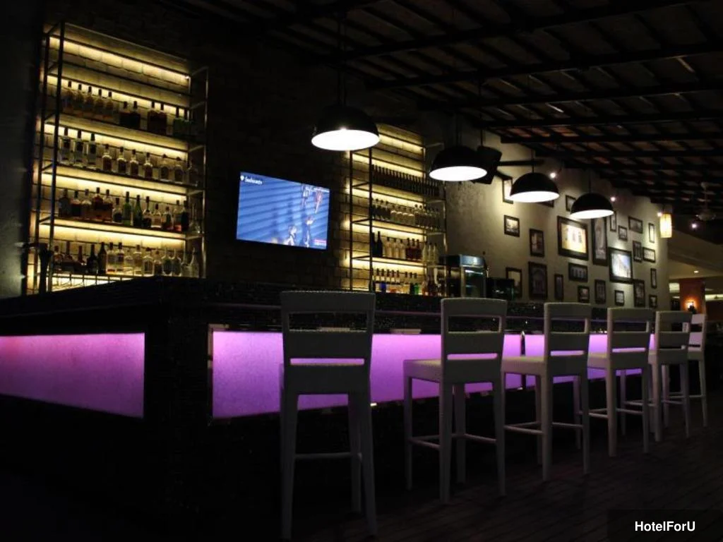 Kata Sea Breeze Resort - Restaurant