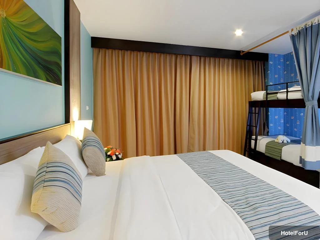 Kata Sea Breeze Resort - Family Breeze Suite