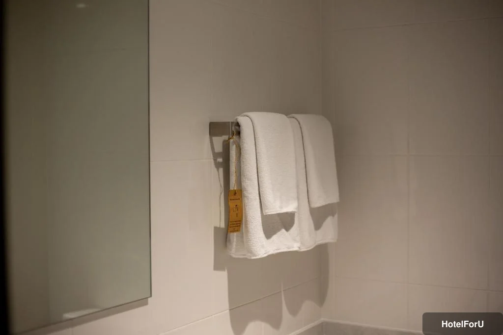 Lemontea Hotel Bangkok - Bathroom