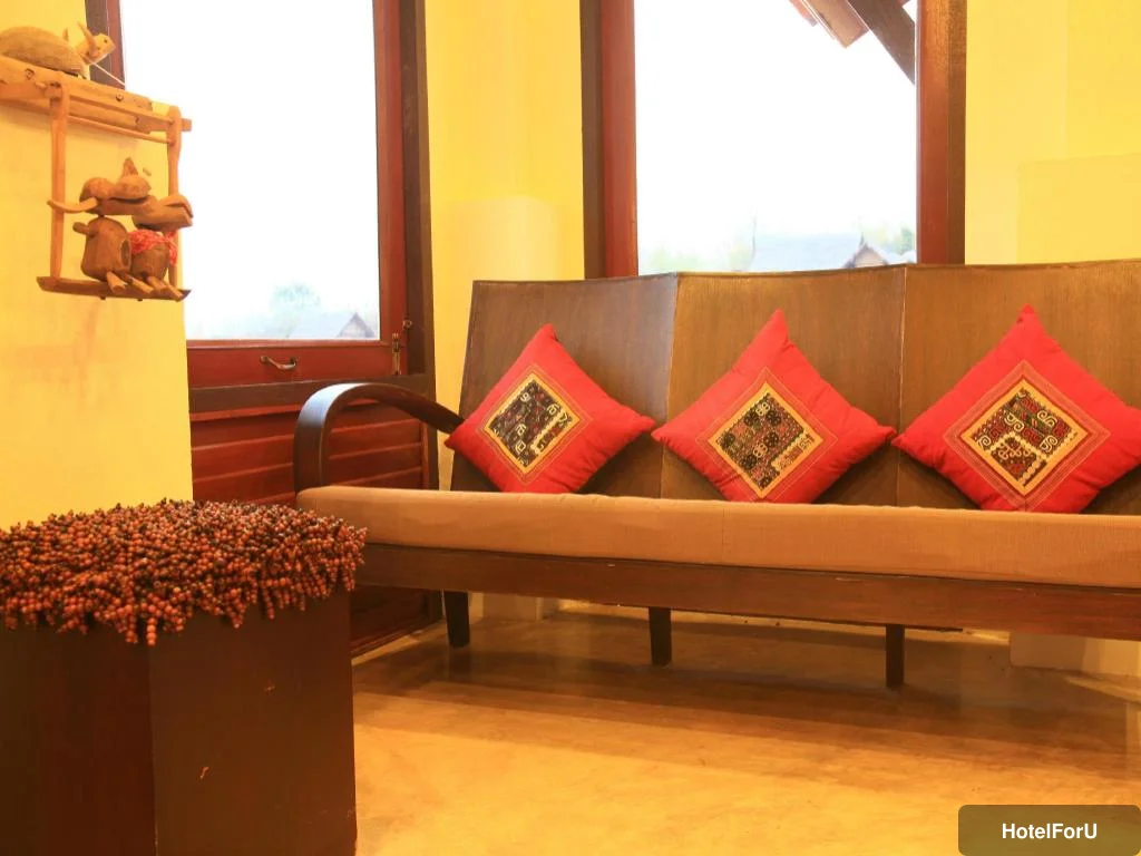 PhuNaCome Resort - Lobby