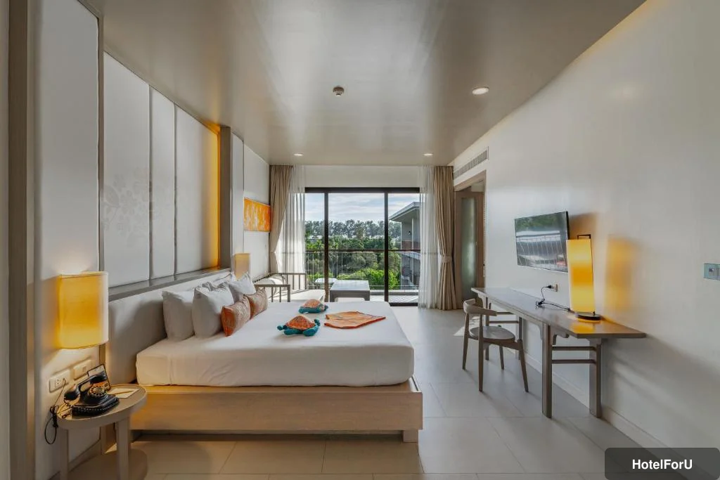 Proud Phuket, Naiyang Beach hotel photo 2