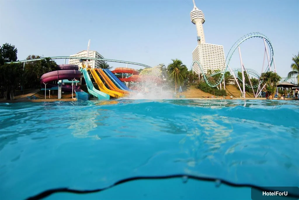 Season Five Hotel - Pattaya Park - 4.93 km from property